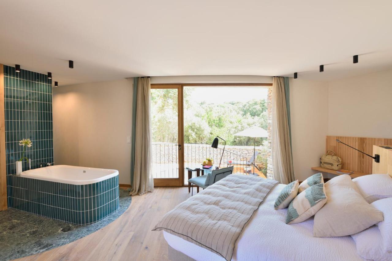 A Speranza Suites Avec Piscine Privative Chauffee بونيفَسْيو المظهر الخارجي الصورة