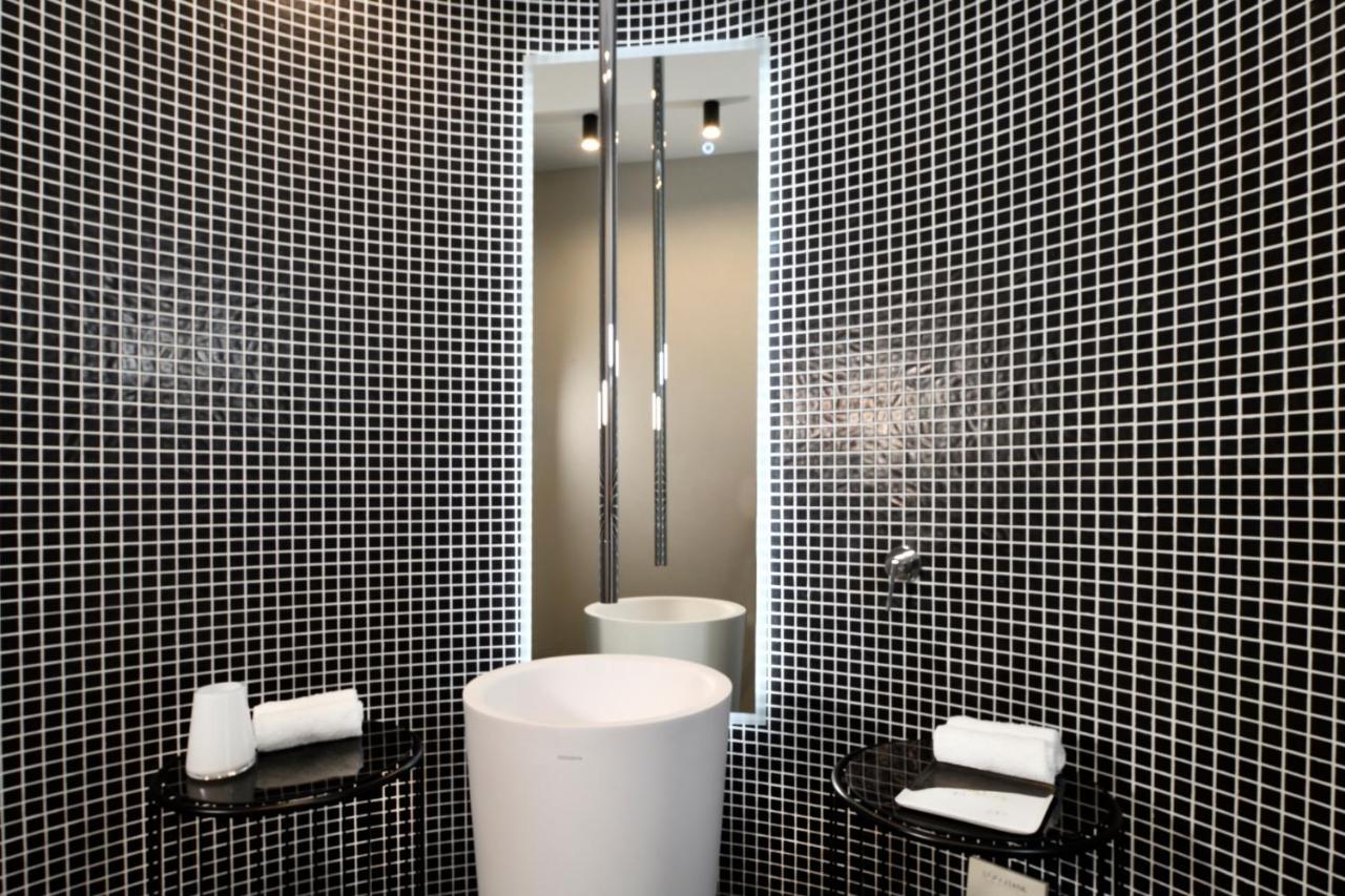 A Speranza Suites Avec Piscine Privative Chauffee بونيفَسْيو المظهر الخارجي الصورة
