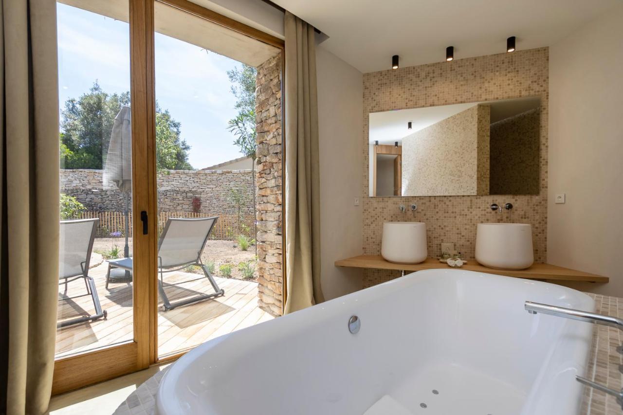 A Speranza Suites Avec Piscine Privative Chauffee بونيفَسْيو المظهر الخارجي الصورة
